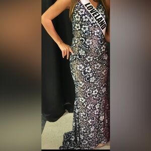 Formal dress. Navy blue with nude underlay, fully beaded floral design.